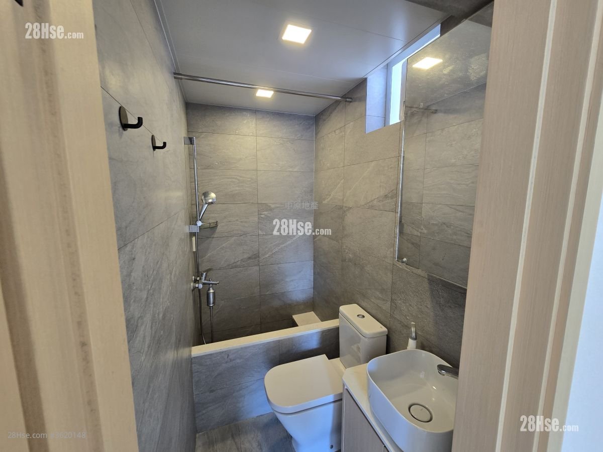 Greenfield Court Sell 3 Bedrooms , 2 Bathrooms 633 ft² Greenfield Court Sell 3 Bedrooms , 2 Bathrooms 633 ft²