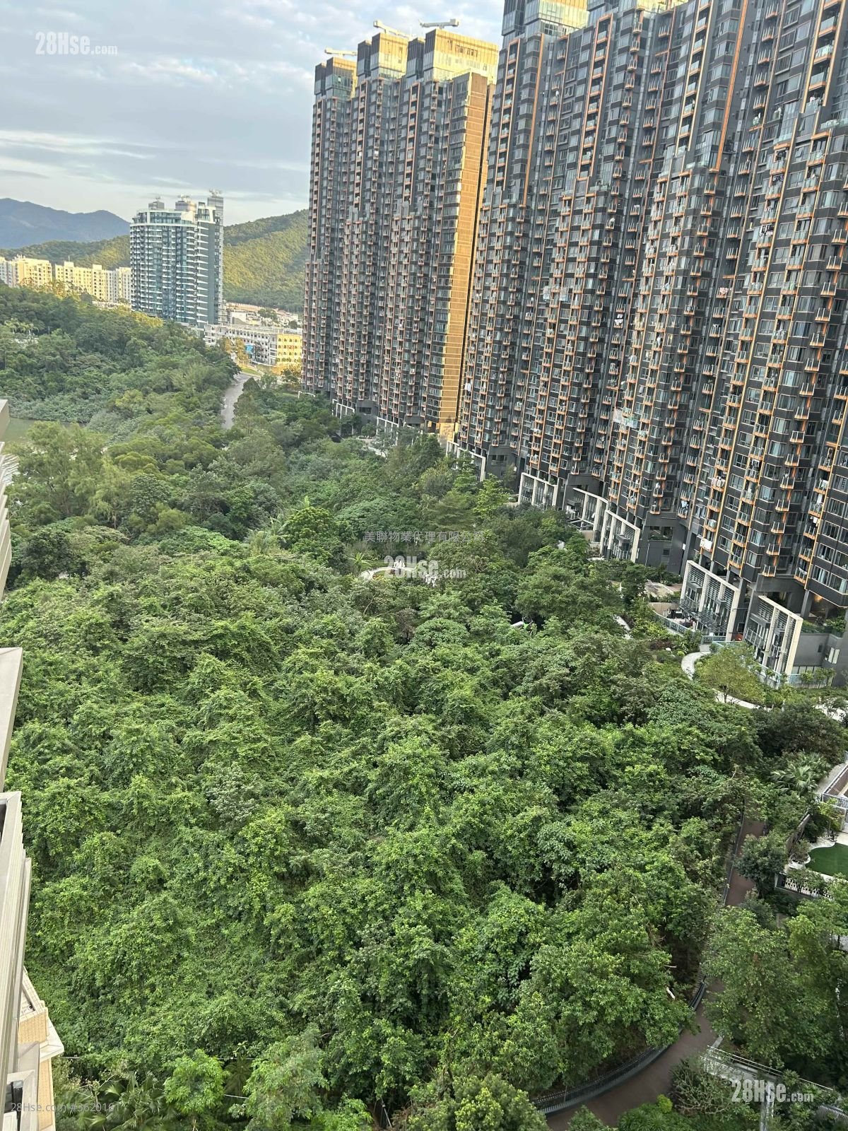 Seanorama Sell 3 Bedrooms 769 ft² Seanorama Sell 3 Bedrooms 769 ft²