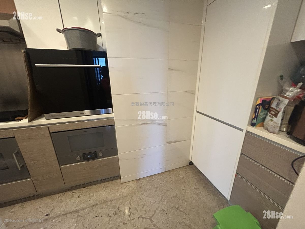 Seanorama Sell 3 Bedrooms 769 ft² Seanorama Sell 3 Bedrooms 769 ft²
