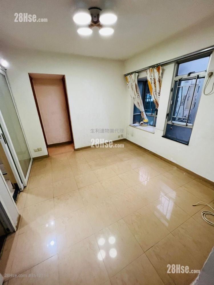 順輝大廈 租盤 2 房 , 1 浴室 298 平方呎