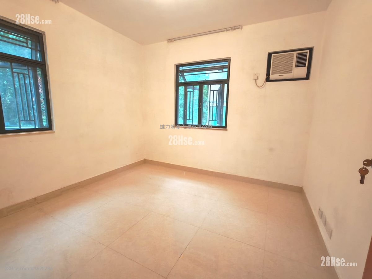 Village Rental 2 Bedrooms , 1 Bathroom 630 ft² Village Rental 2 Bedrooms , 1 Bathroom 630 ft²