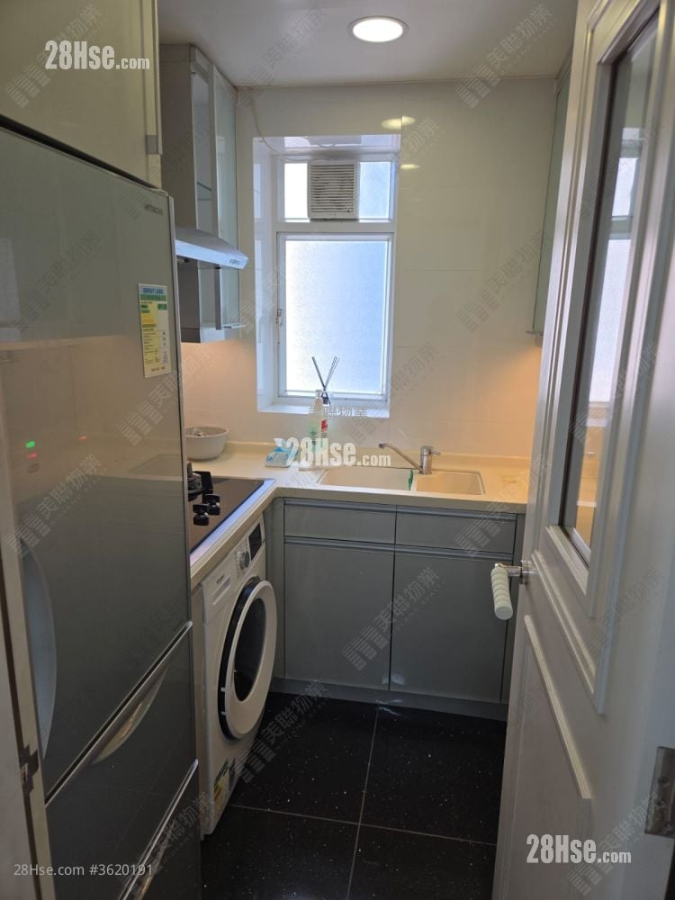 城中駅 售盤 2 房 503 平方呎 城中駅 售盤 2 房 503 平方呎