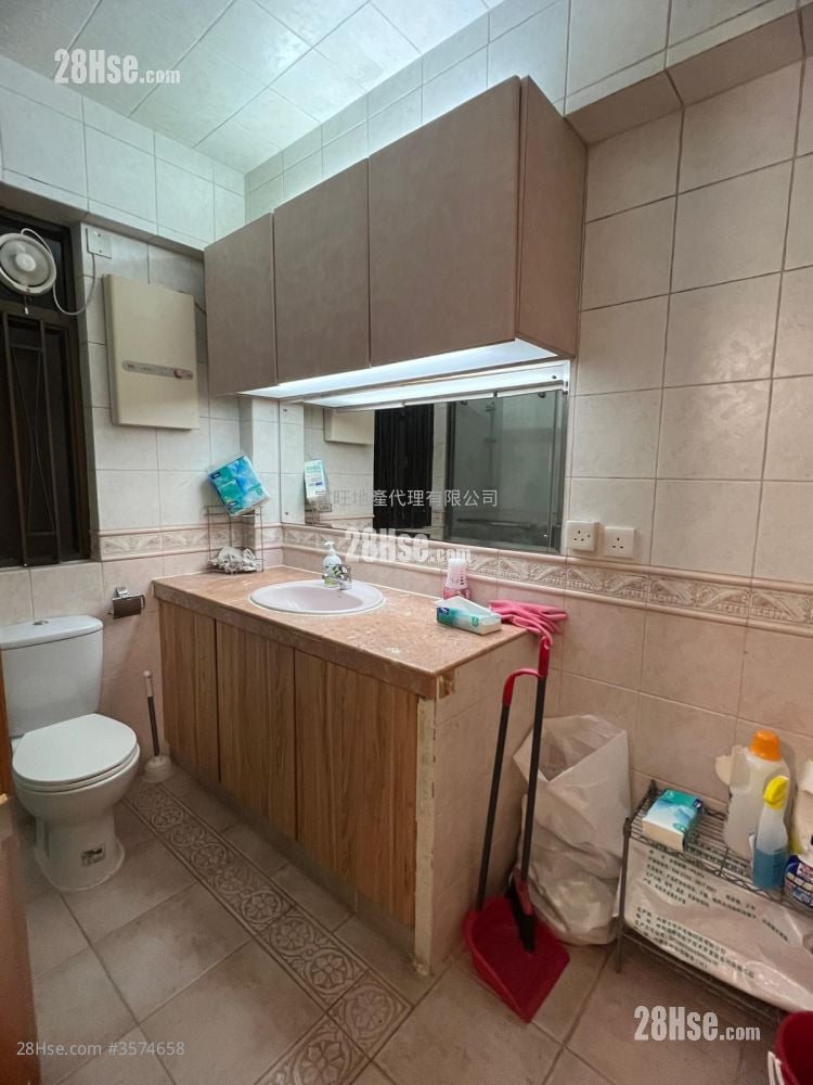 成德大廈 租盤 3 房 , 2 浴室 777 平方呎 成德大廈 租盤 3 房 , 2 浴室 777 平方呎