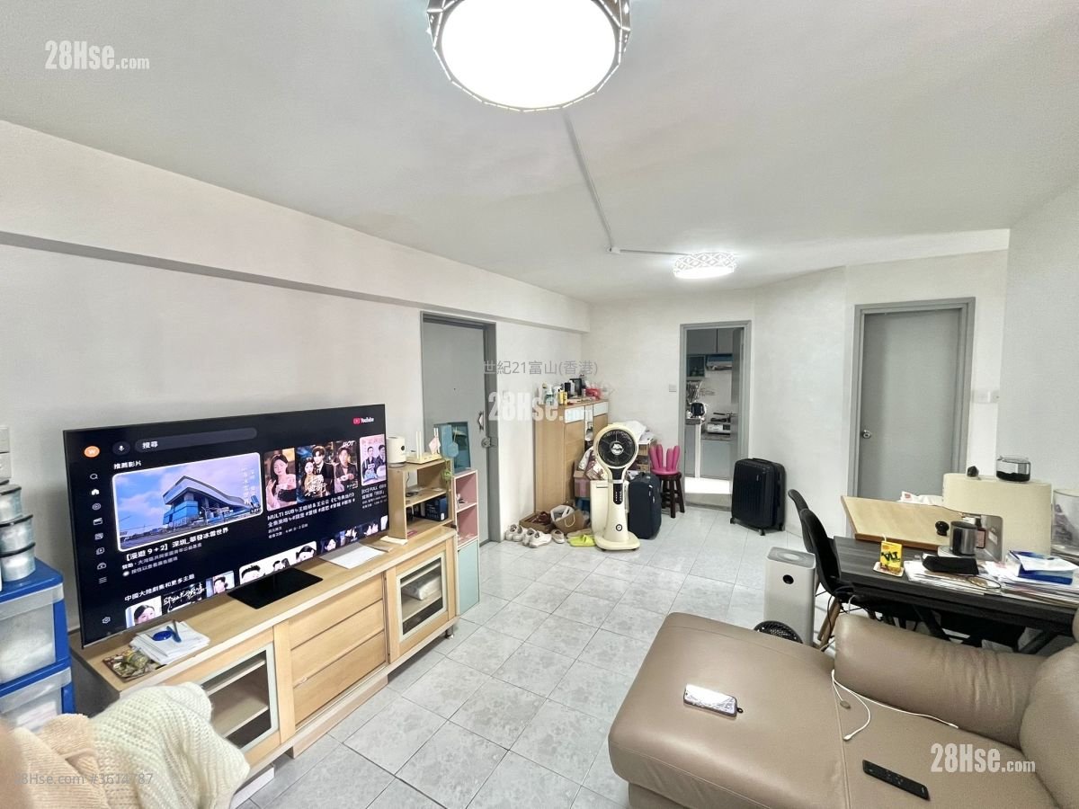 鳳德邨 售盤 2 房 , 1 浴室 485 平方呎