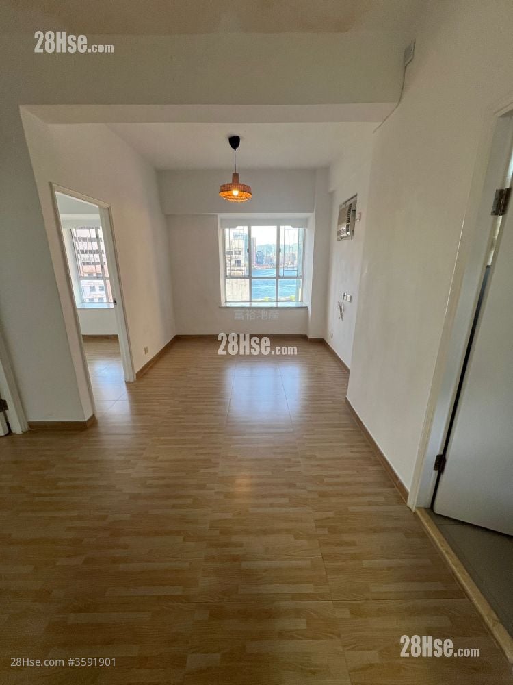 Wing Yu Building Rental 2 Bedrooms , 1 Bathroom 435 ft²