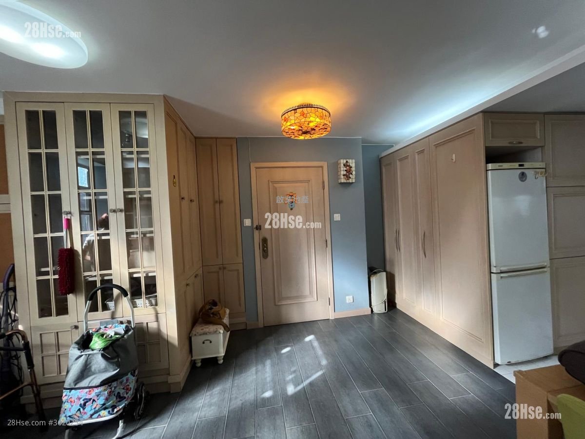 美孚新邨 售盘 3 房 , 2 浴室 752 平方尺 美孚新邨 售盘 3 房 , 2 浴室 752 平方尺