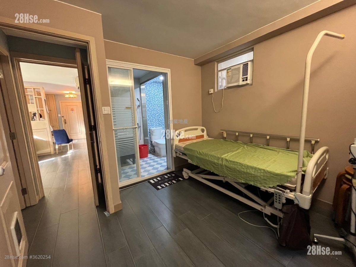 美孚新邨 售盘 3 房 , 2 浴室 752 平方尺 美孚新邨 售盘 3 房 , 2 浴室 752 平方尺