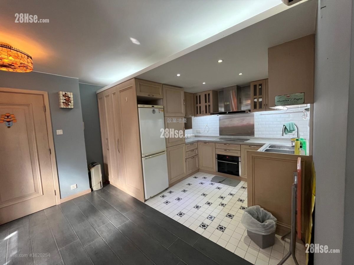 美孚新邨 售盘 3 房 , 2 浴室 752 平方尺 美孚新邨 售盘 3 房 , 2 浴室 752 平方尺