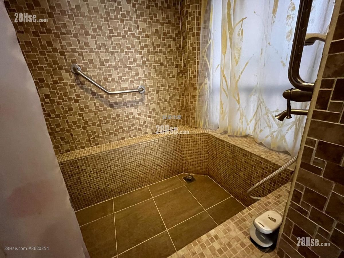 美孚新邨 售盘 3 房 , 2 浴室 752 平方尺 美孚新邨 售盘 3 房 , 2 浴室 752 平方尺