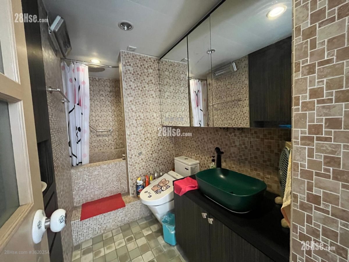 美孚新邨 售盘 3 房 , 2 浴室 752 平方尺 美孚新邨 售盘 3 房 , 2 浴室 752 平方尺