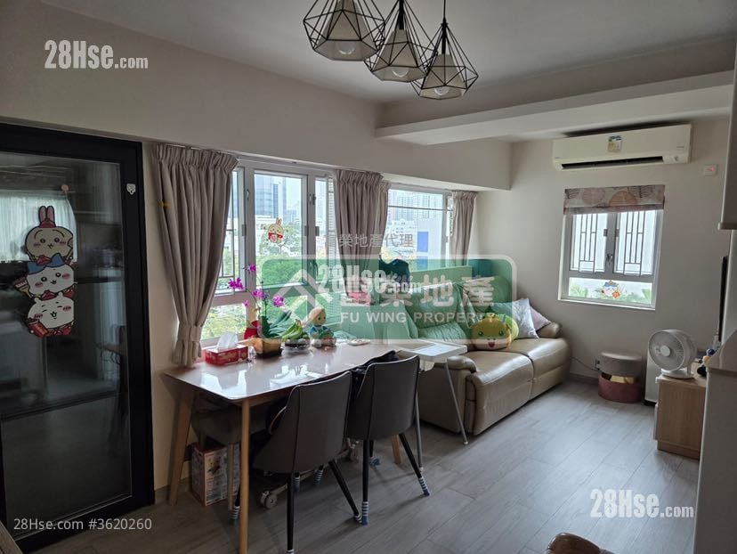 Jade Court Sell 2 Bedrooms 410 ft²