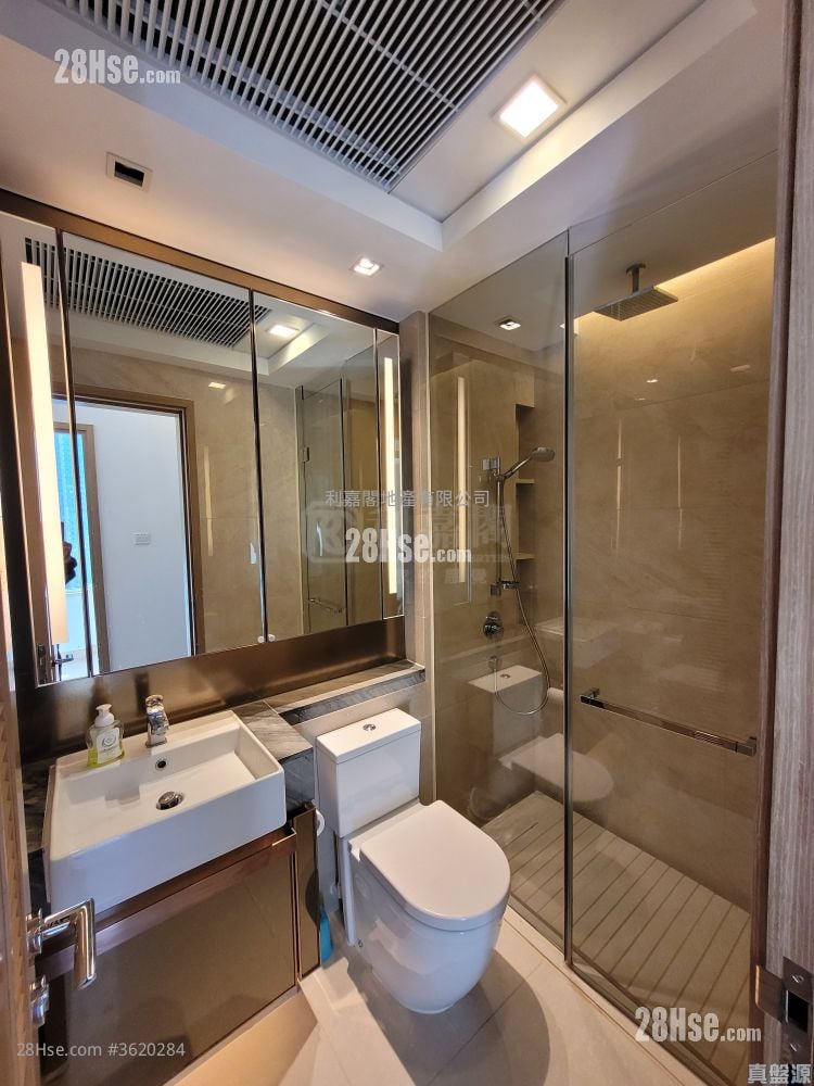 Century Link Sell 2 Bedrooms , 1 Bathroom 452 ft² Century Link Sell 2 Bedrooms , 1 Bathroom 452 ft²