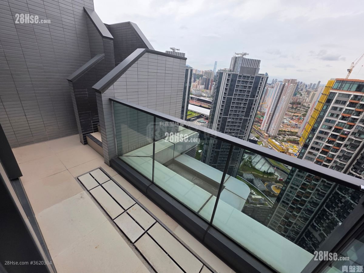 Upper River Bank Sell 4 Bedrooms , 4 Bathrooms 1,585 ft² Upper River Bank Sell 4 Bedrooms , 4 Bathrooms 1,585 ft²