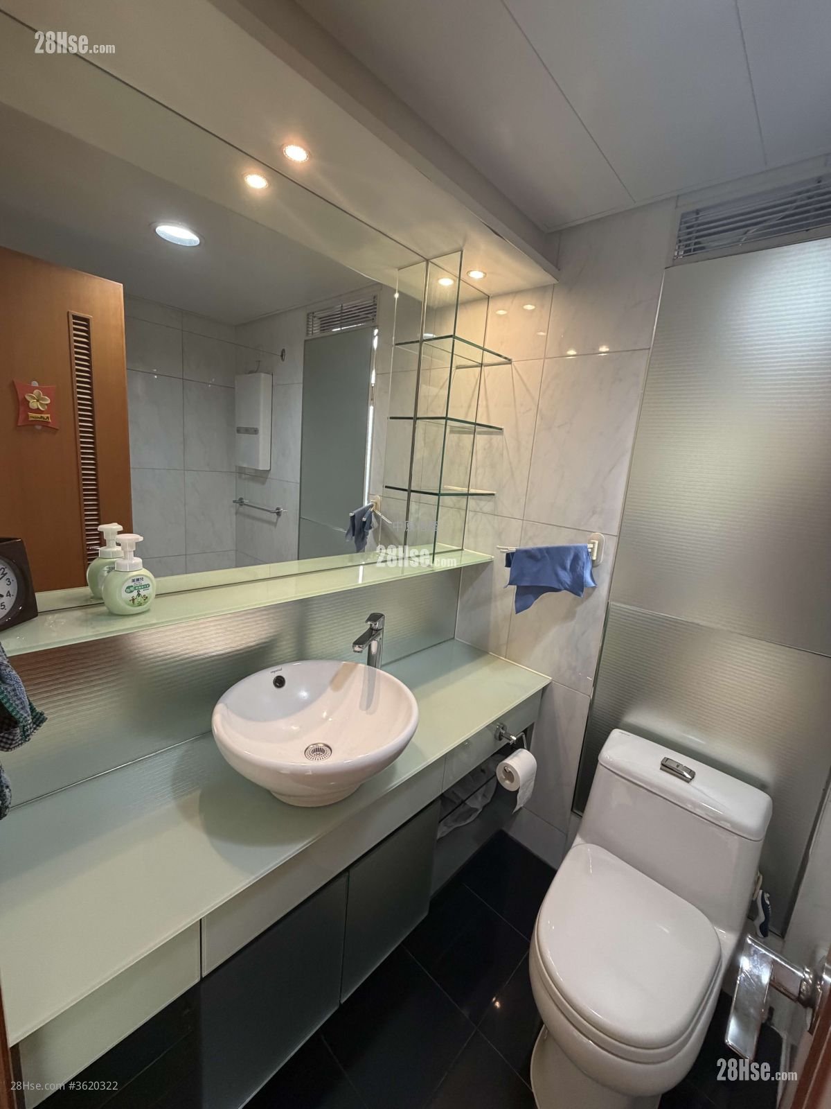 Yoho Town Sell 2 Bedrooms 393 ft² Yoho Town Sell 2 Bedrooms 393 ft²