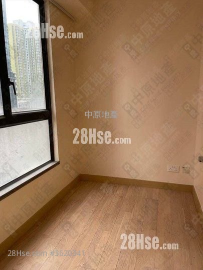 Giovane Sell 2 Bedrooms , 1 Bathroom 340 ft² Giovane Sell 2 Bedrooms , 1 Bathroom 340 ft²