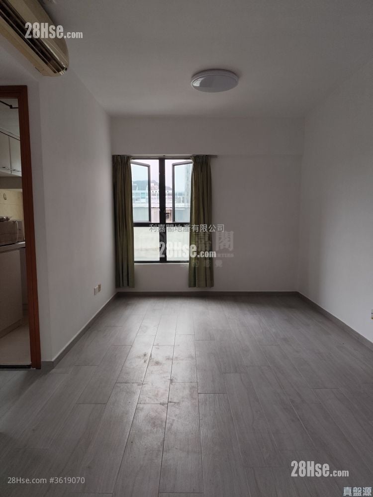 The Cornwall Sell 2 Bedrooms , 1 Bathroom 465 ft² The Cornwall Sell 2 Bedrooms , 1 Bathroom 465 ft²