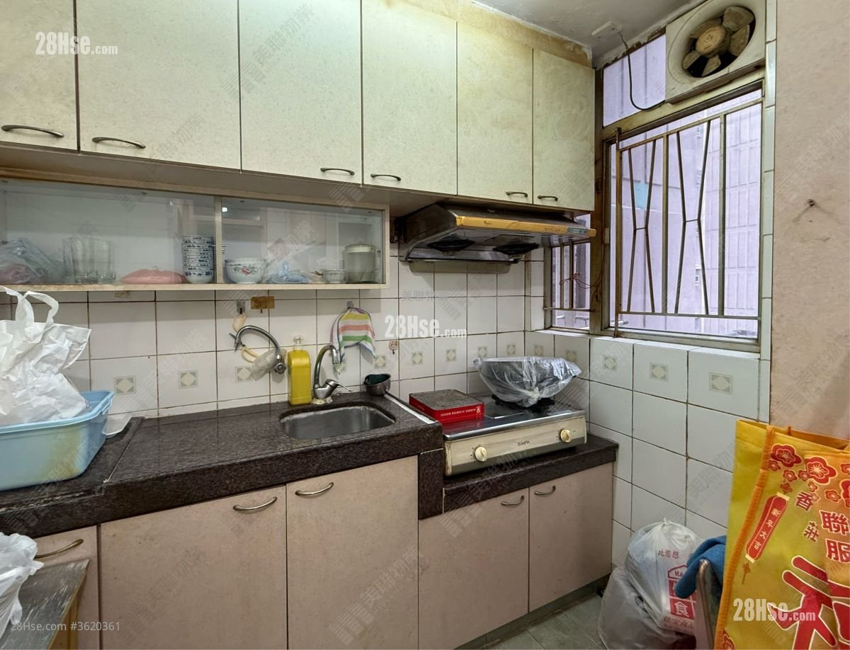 廣明苑 售盤 1 房 429 平方呎 廣明苑 售盤 1 房 429 平方呎