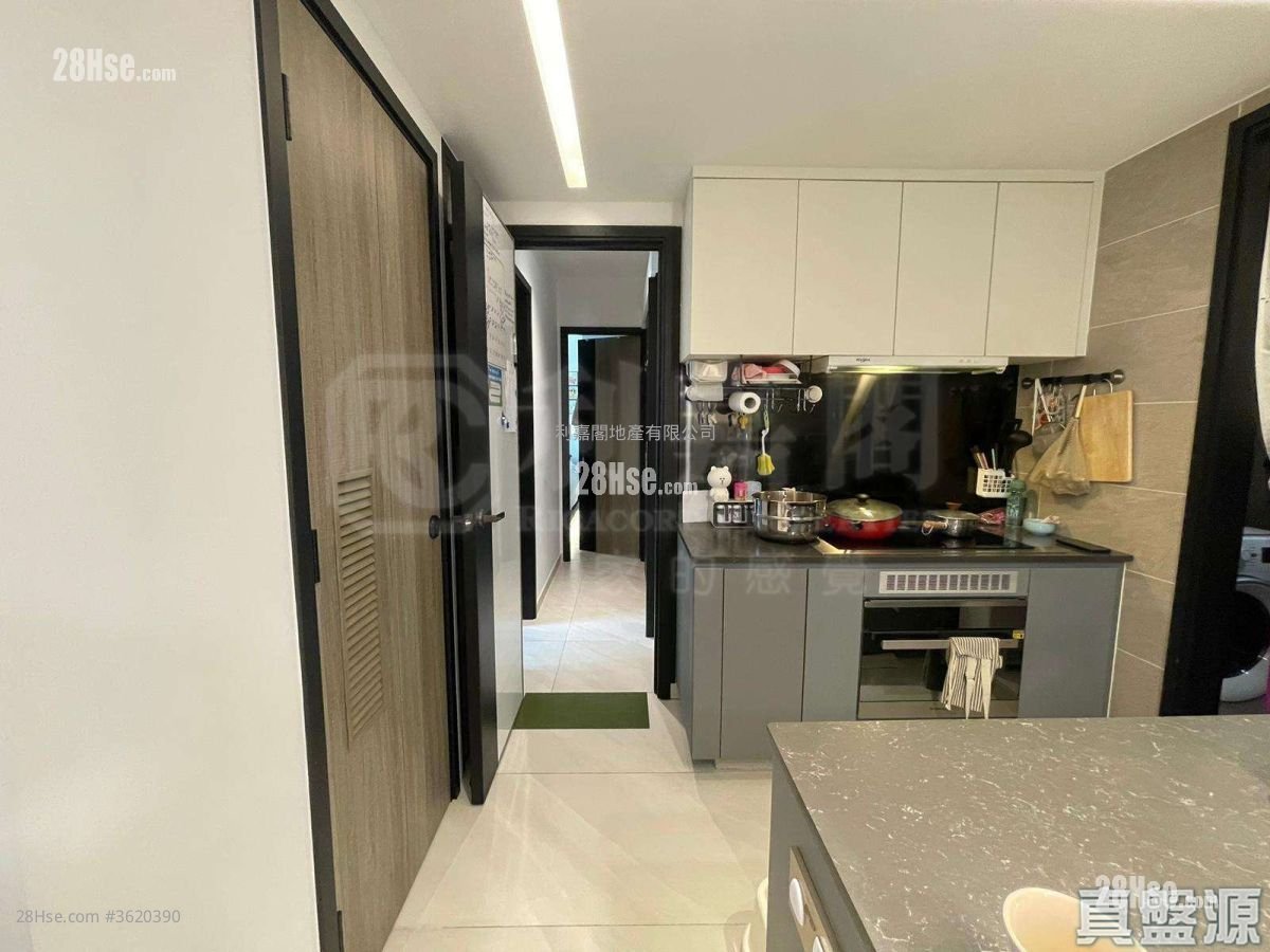 碧海藍天 售盤 2 房 , 1 浴室 577 平方呎 碧海藍天 售盤 2 房 , 1 浴室 577 平方呎