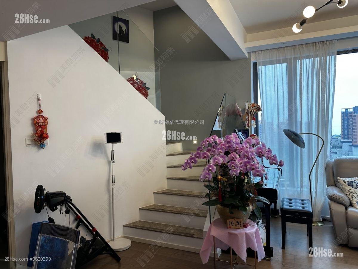 The Carmel Sell 4 Bedrooms 1,439 ft² The Carmel Sell 4 Bedrooms 1,439 ft²