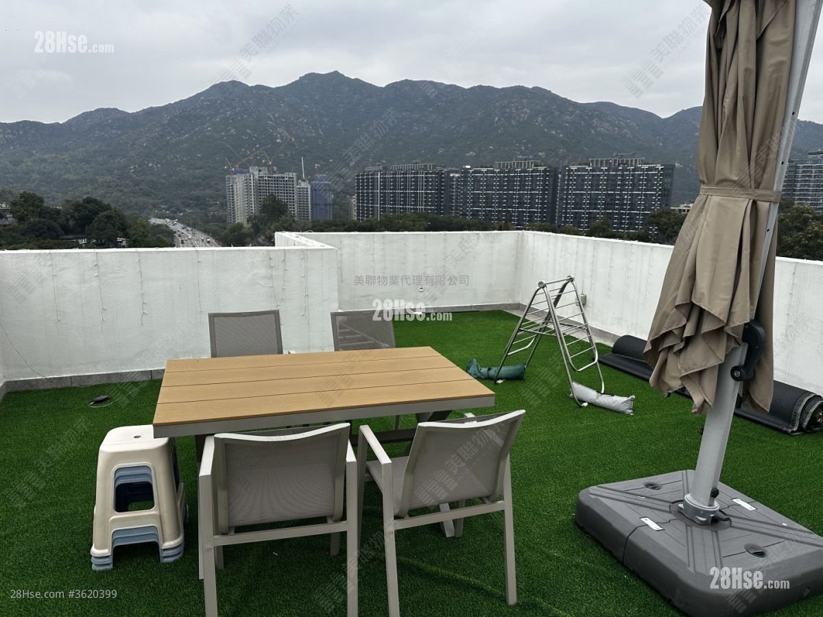 The Carmel Sell 4 Bedrooms 1,439 ft² The Carmel Sell 4 Bedrooms 1,439 ft²