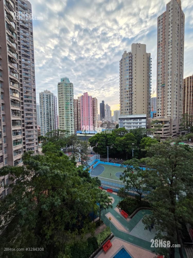 凤德邨 售盘 2 房 , 1 浴室 407 平方尺