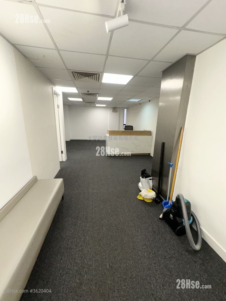 Chung Kiu Commercial Building Rental 3 Bedrooms