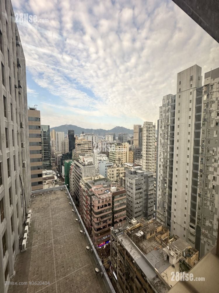 Chung Kiu Commercial Building Rental 3 Bedrooms