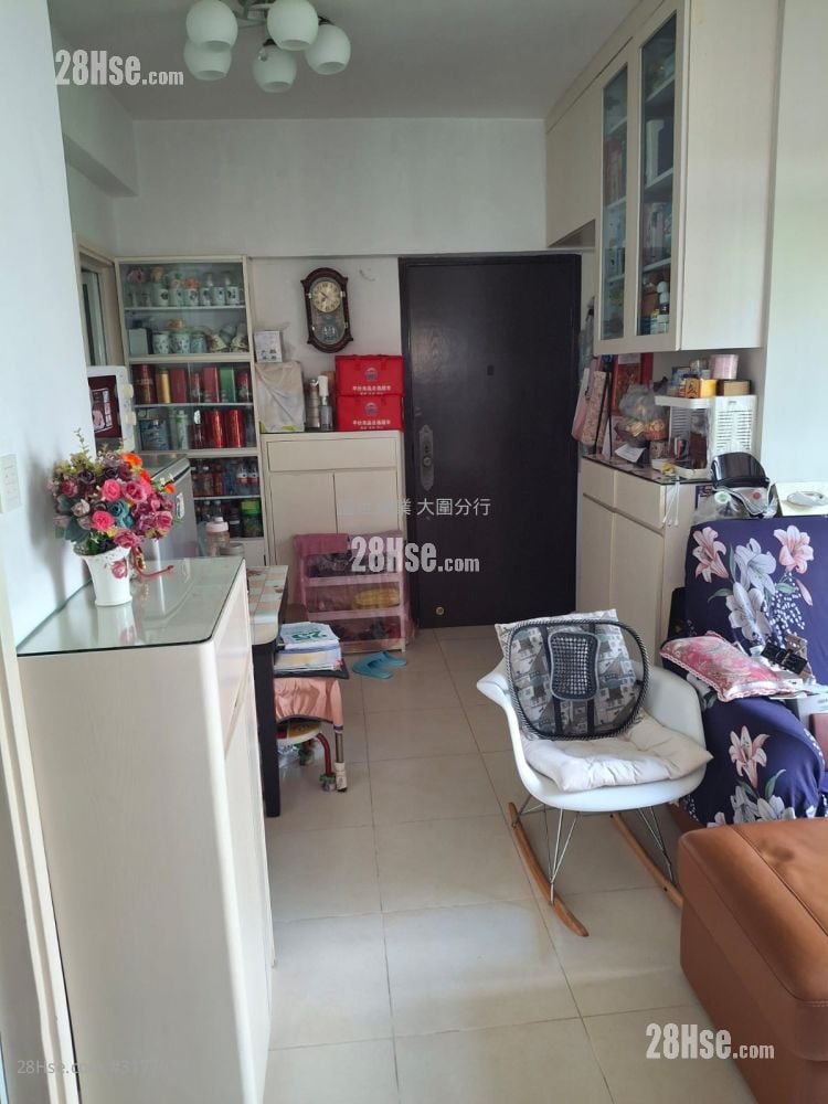Glamour Garden Sell 386 ft² Glamour Garden Sell 386 ft²