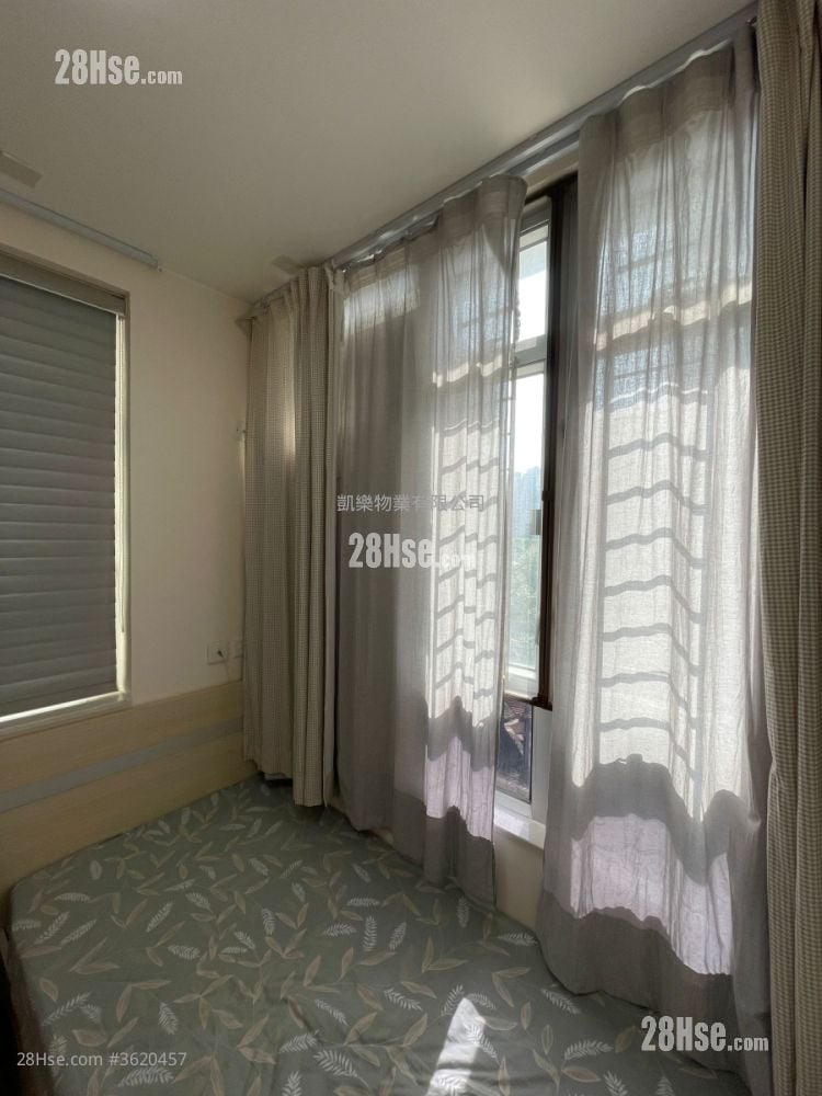 Kwun Tak Court Sell 3 Bedrooms , 2 Bathrooms 563 ft² Kwun Tak Court Sell 3 Bedrooms , 2 Bathrooms 563 ft²
