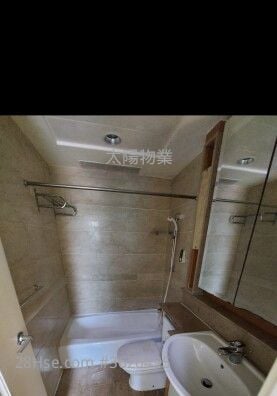 半岛豪庭 售盘 3 房 713 平方尺 半岛豪庭 售盘 3 房 713 平方尺