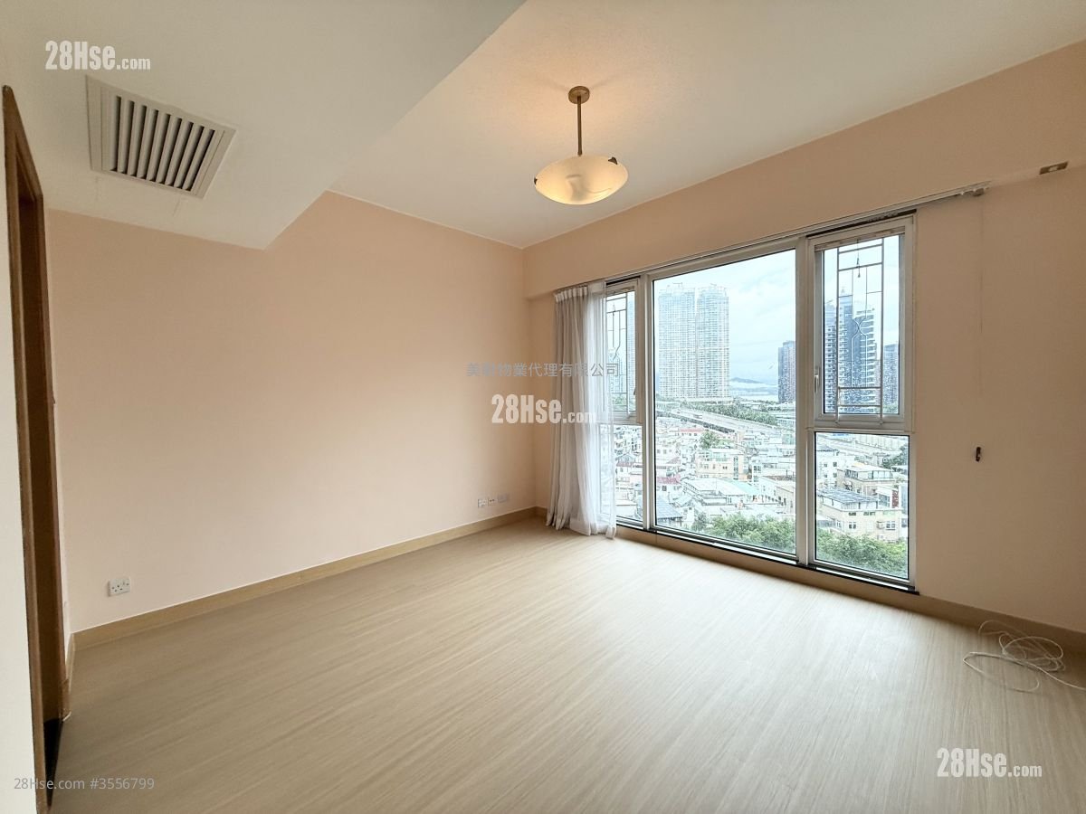 Symphony Bay Sell 3 Bedrooms , 2 Bathrooms 1,128 ft² Symphony Bay Sell 3 Bedrooms , 2 Bathrooms 1,128 ft²
