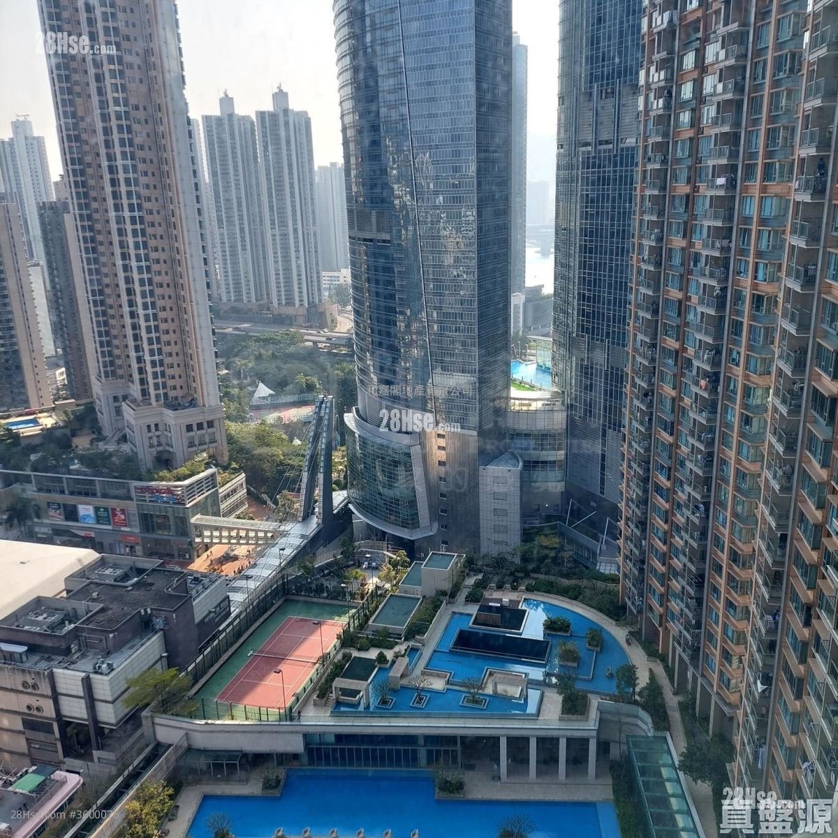 萬景峯 售盤 4 房 , 2 浴室 739 平方呎 萬景峯 售盤 4 房 , 2 浴室 739 平方呎