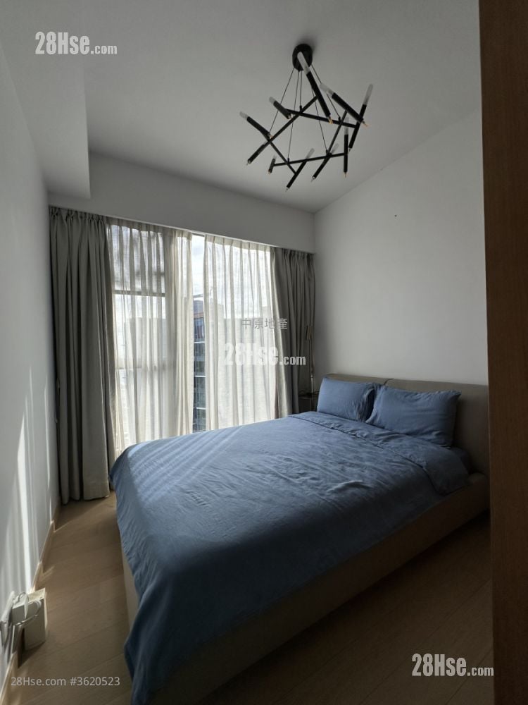 The Bloomsway Rental 1,469 ft² The Bloomsway Rental 1,469 ft²