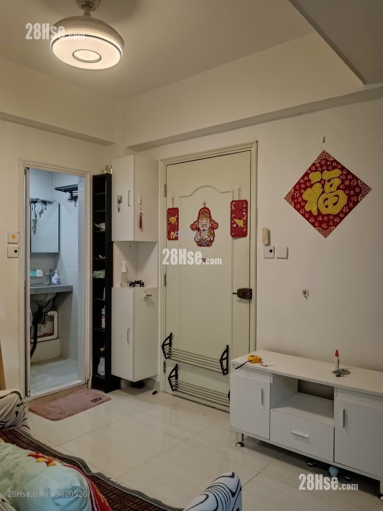 Yan On Building Rental 2 Bedrooms , 1 Bathroom 273 ft² Yan On Building Rental 2 Bedrooms , 1 Bathroom 273 ft²