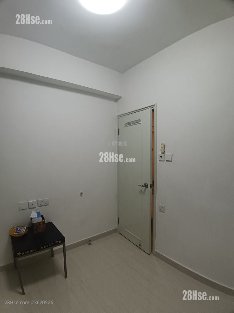 Yan On Building Rental 2 Bedrooms , 1 Bathroom 273 ft² Yan On Building Rental 2 Bedrooms , 1 Bathroom 273 ft²