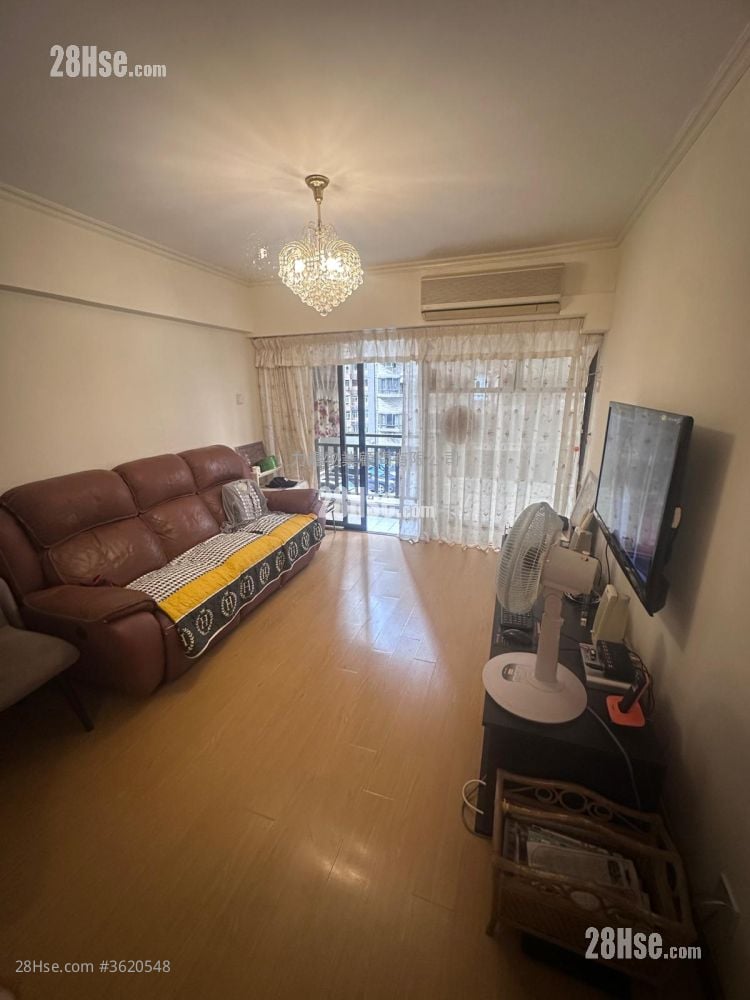 Beverley Heights Sell 3 Bedrooms , 2 Bathrooms 718 ft² Beverley Heights Sell 3 Bedrooms , 2 Bathrooms 718 ft²