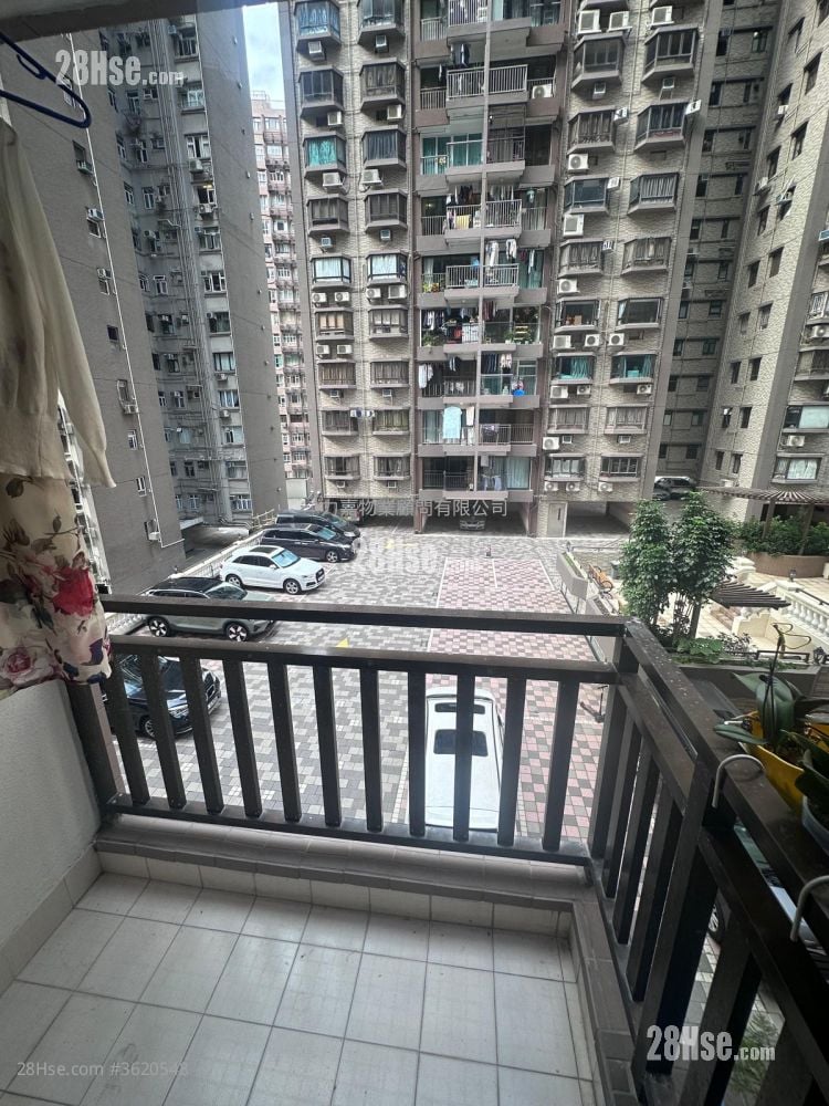 Beverley Heights Sell 3 Bedrooms , 2 Bathrooms 718 ft² Beverley Heights Sell 3 Bedrooms , 2 Bathrooms 718 ft²