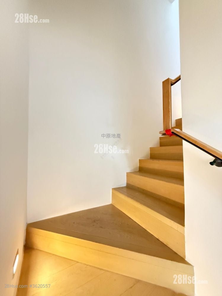 The Bloomsway Rental 1,234 ft² The Bloomsway Rental 1,234 ft²