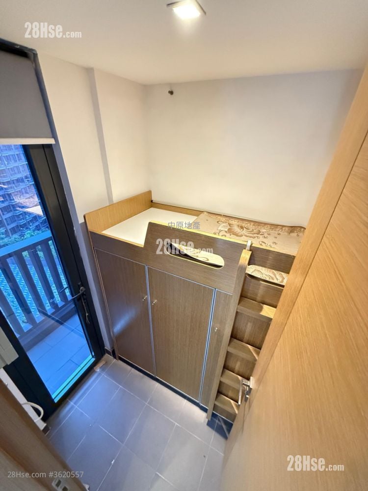 The Bloomsway Rental 1,234 ft² The Bloomsway Rental 1,234 ft²