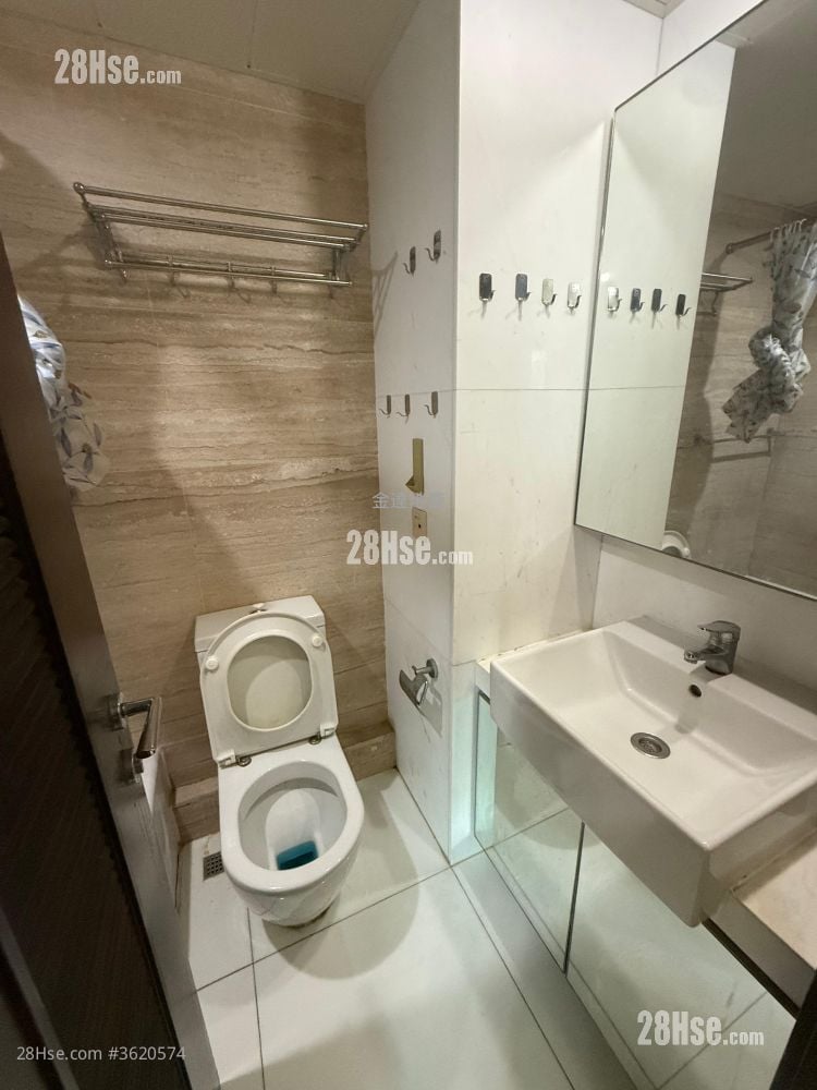 Grand Waterfront Rental 2 Bedrooms , 1 Bathroom 385 ft² Grand Waterfront Rental 2 Bedrooms , 1 Bathroom 385 ft²