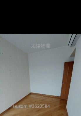 Royal Peninsula Sell 2 Bedrooms 561 ft² Royal Peninsula Sell 2 Bedrooms 561 ft²