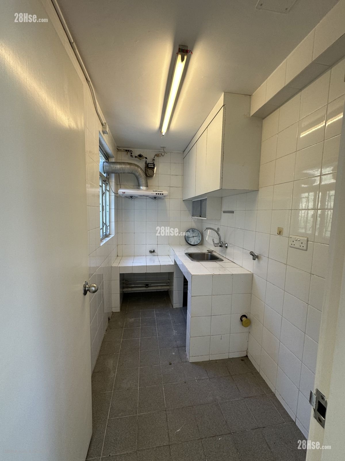 Ma Wan Main Street Village Rental 3 Bedrooms , 1 Bathroom Ma Wan Main Street Village Rental 3 Bedrooms , 1 Bathroom