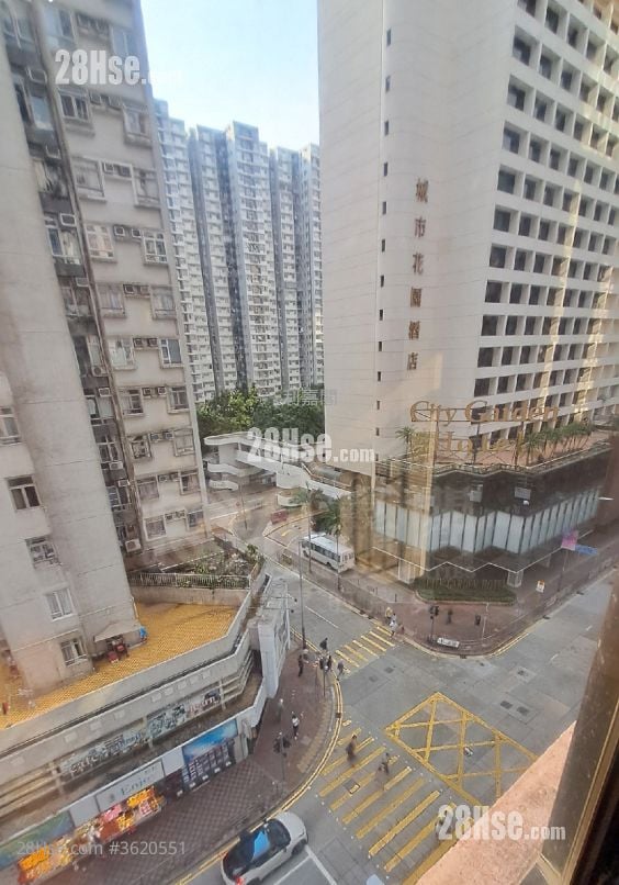 Wah Hoi Mansion Sell 3 Bedrooms , 2 Bathrooms 681 ft² Wah Hoi Mansion Sell 3 Bedrooms , 2 Bathrooms 681 ft²
