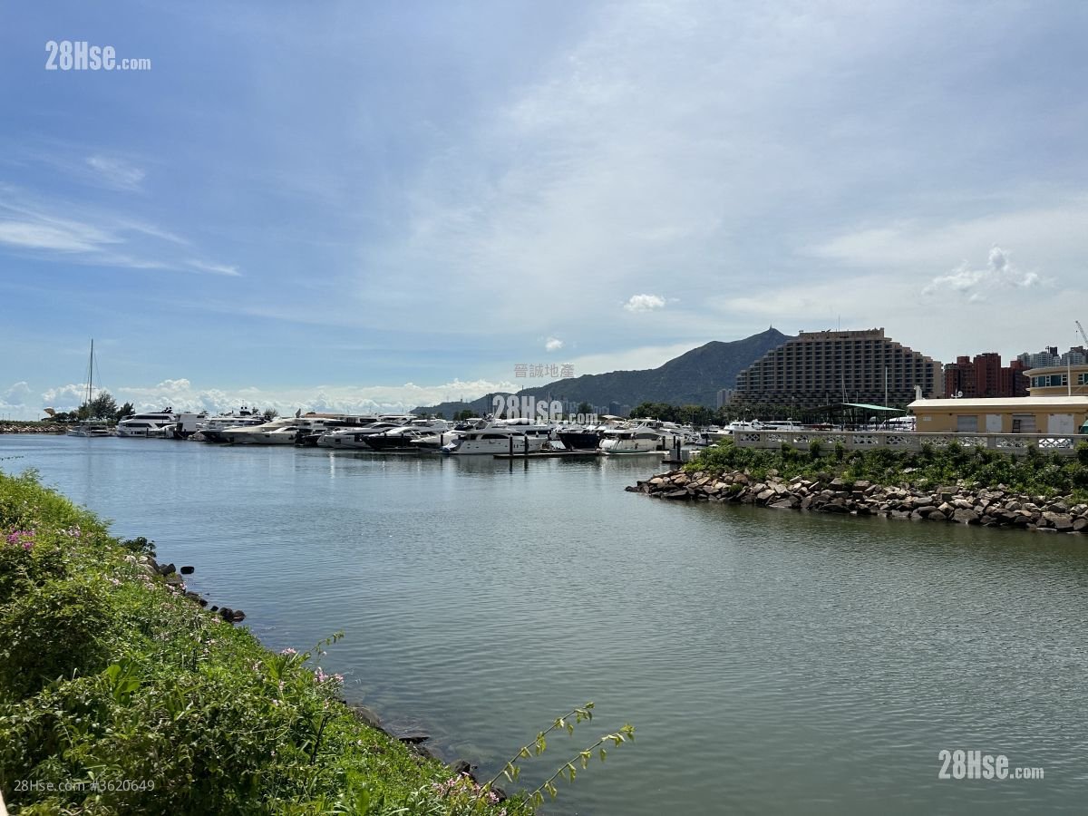香港黄金海岸 租盘 3 房 , 2 浴室 710 平方尺 香港黄金海岸 租盘 3 房 , 2 浴室 710 平方尺