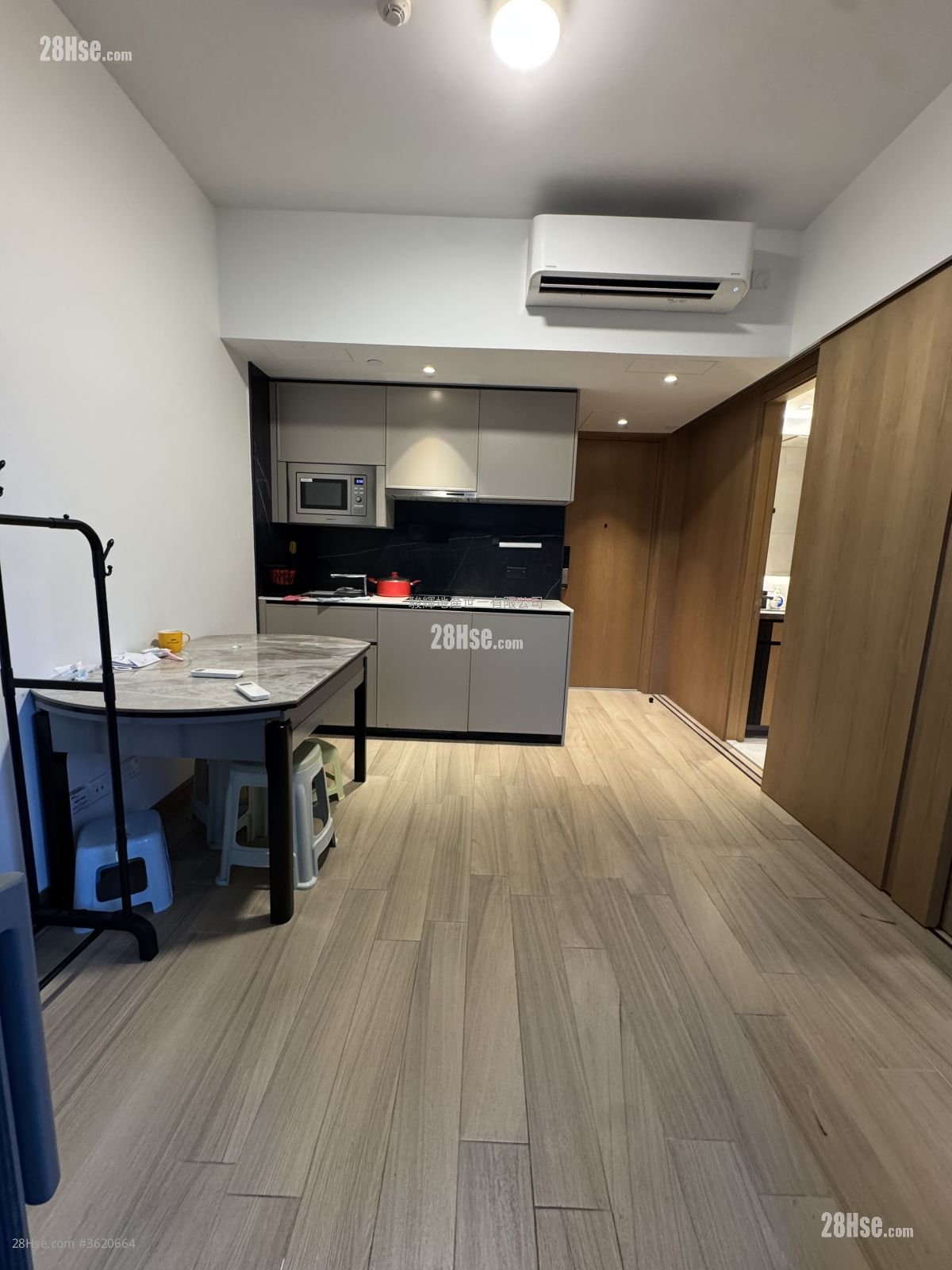 Uptify Rental 1 Bedroom 281 ft² Uptify Rental 1 Bedroom 281 ft²