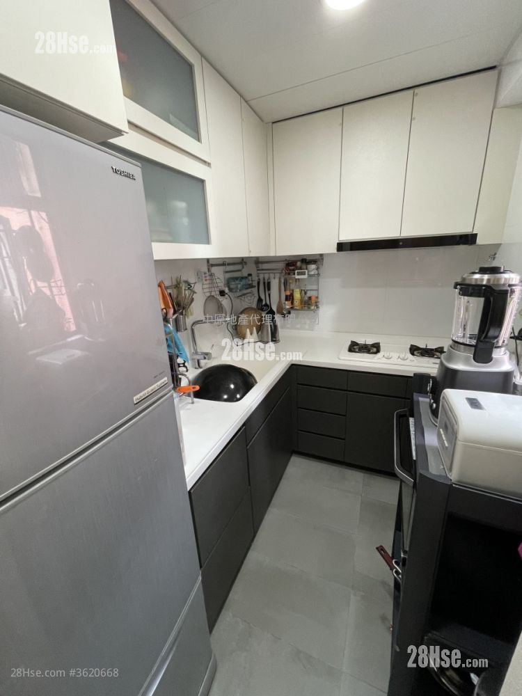 Highland Park Rental 3 Bedrooms , 2 Bathrooms 595 ft² Highland Park Rental 3 Bedrooms , 2 Bathrooms 595 ft²