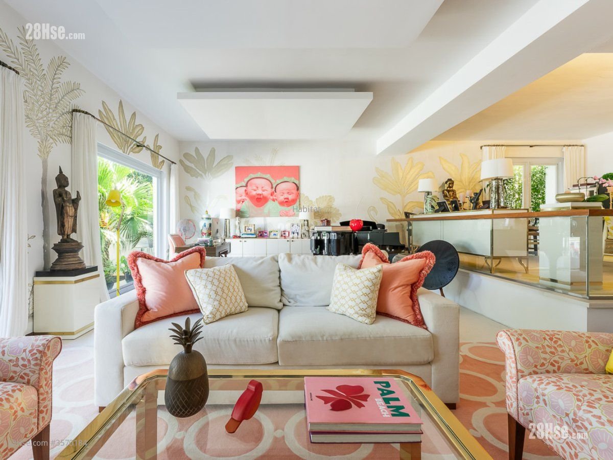 Grosse Pointe Villa 售盤 3 房 , 2 浴室 2,438 平方呎 Grosse Pointe Villa 售盤 3 房 , 2 浴室 2,438 平方呎