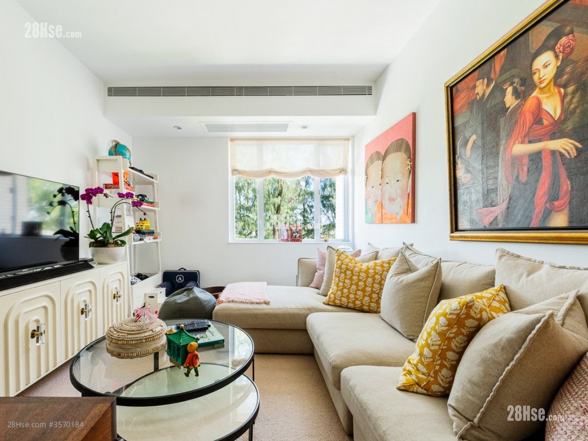 Grosse Pointe Villa 售盤 3 房 , 2 浴室 2,438 平方呎 Grosse Pointe Villa 售盤 3 房 , 2 浴室 2,438 平方呎