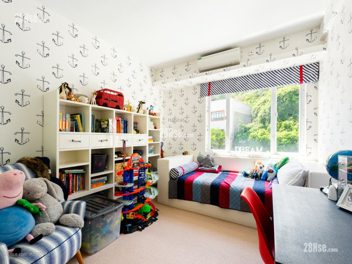 Grosse Pointe Villa 售盤 3 房 , 2 浴室 2,438 平方呎 Grosse Pointe Villa 售盤 3 房 , 2 浴室 2,438 平方呎