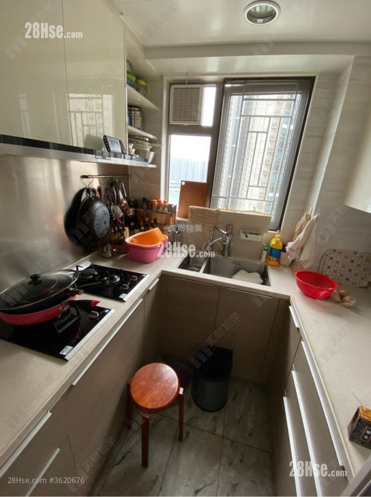 Parc City Sell 3 Bedrooms , 2 Bathrooms 769 ft² Parc City Sell 3 Bedrooms , 2 Bathrooms 769 ft²